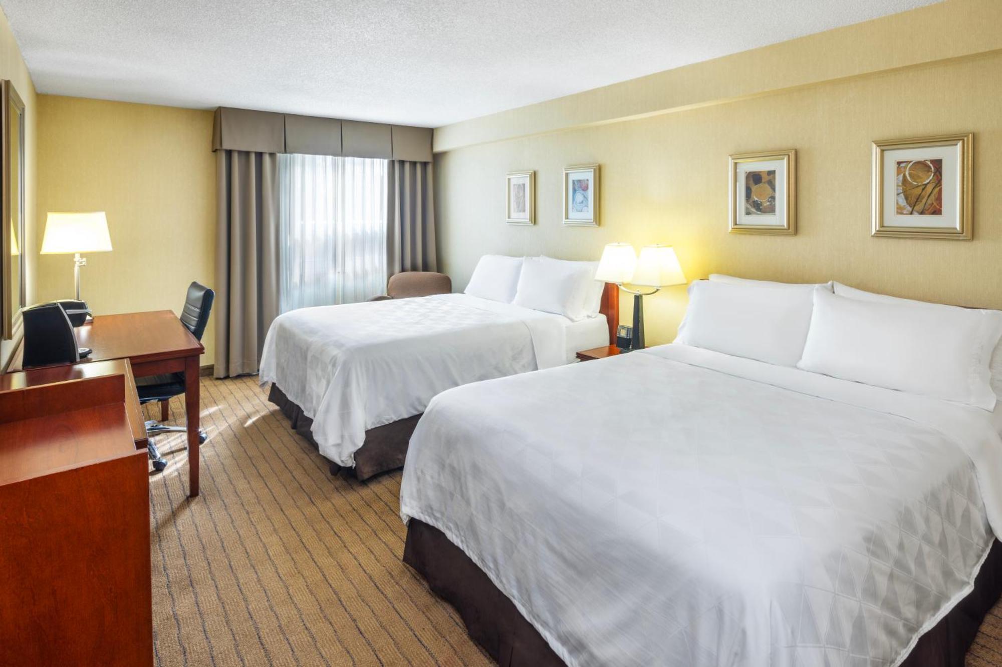 Holiday Inn Laval Montreal, An Ihg Hotel מראה חיצוני תמונה